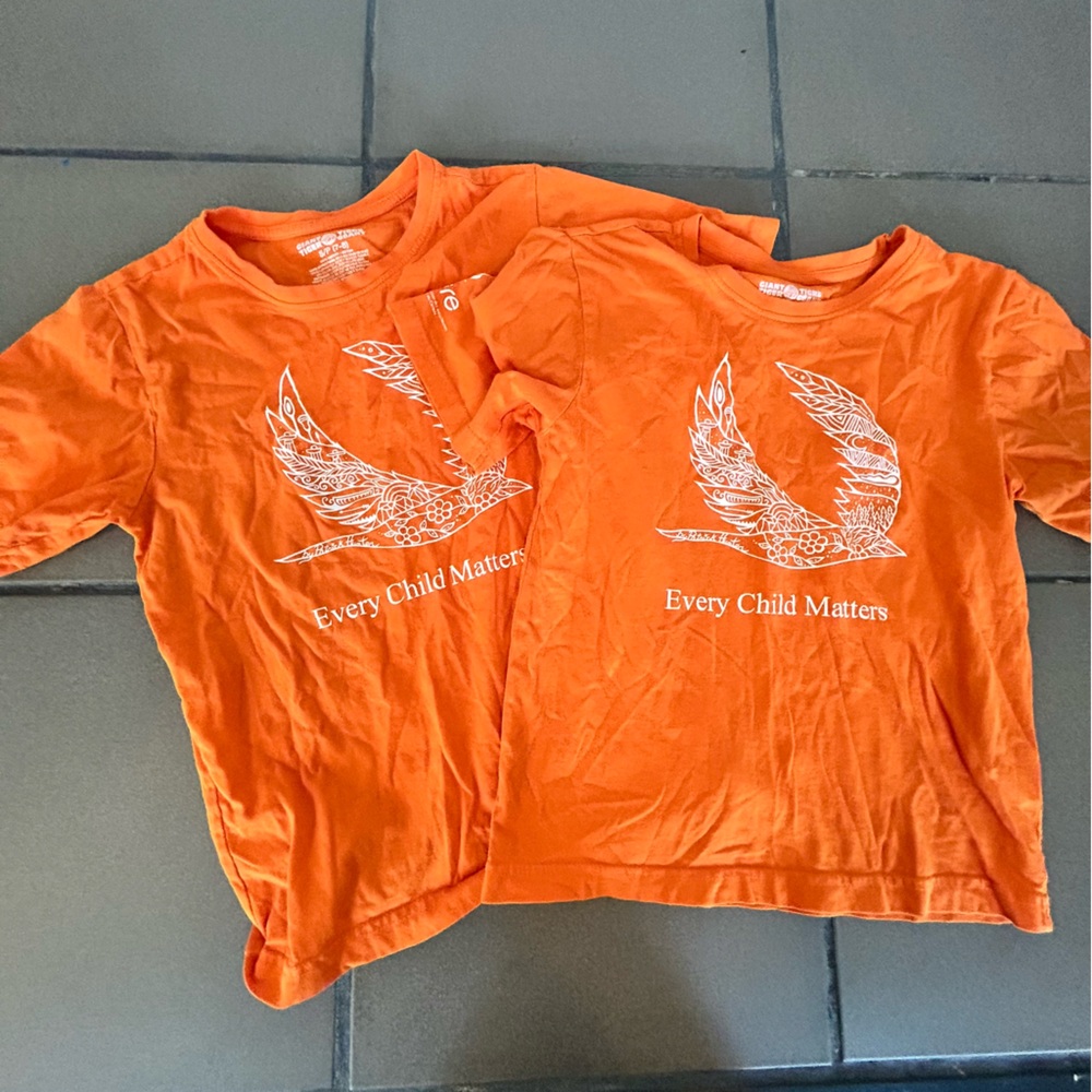 2 Every Child Matters Orange T shirts (kids 7/8) - Picture 1 of 6